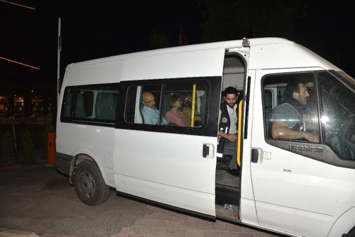 Merkeze Alınan Burdur Eski Valisi Kürklü Fetö\'den Gözaltına Alındı (2)