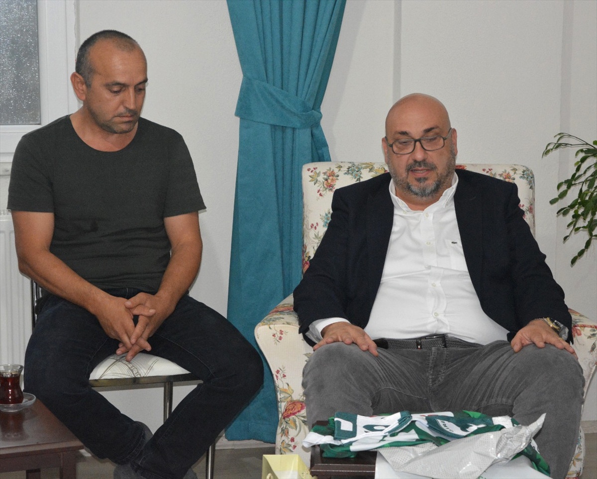 Organları Bağışlanan Gencin Ailesine Ziyaret