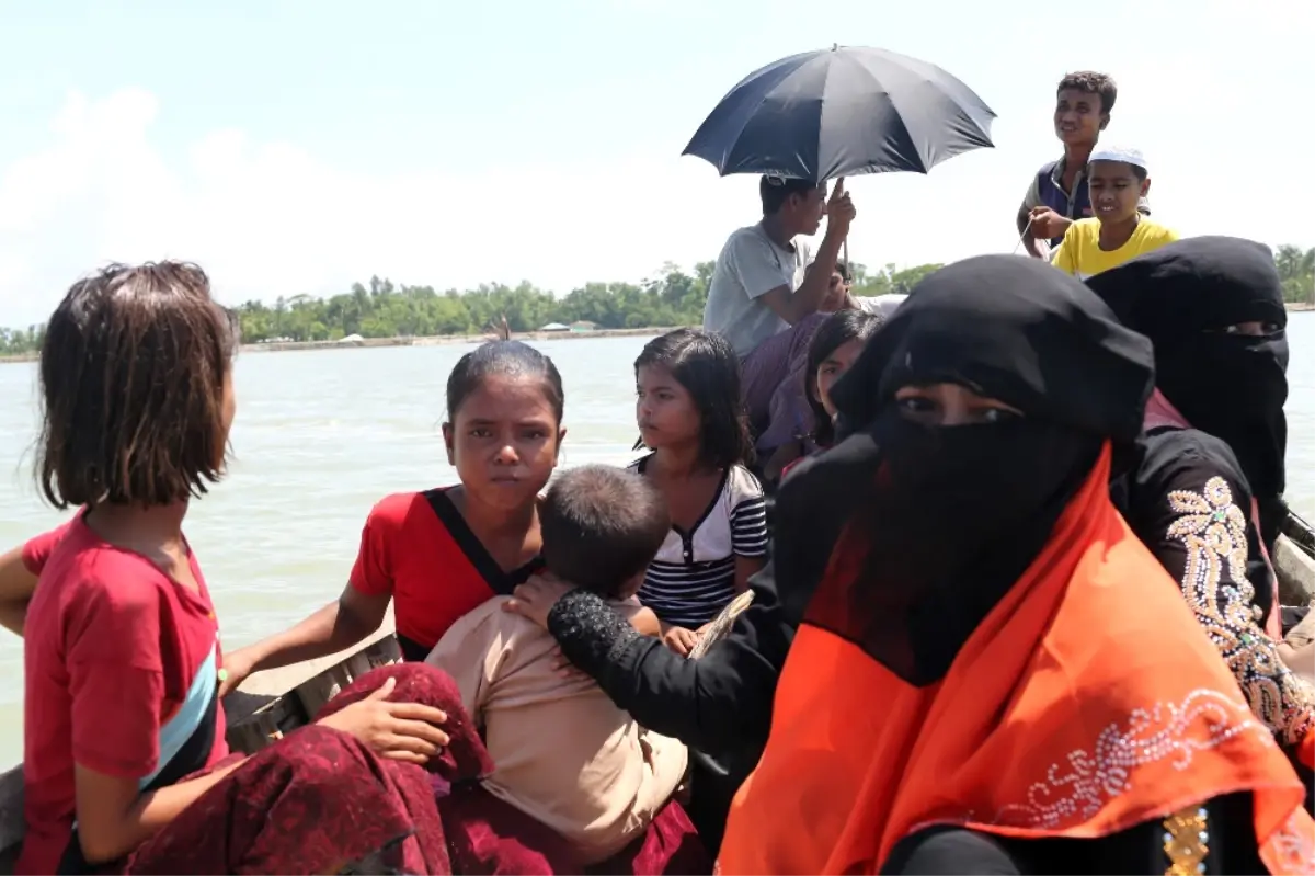 Rohingya Müslümanlarının Kaçışı Devam Ediyor