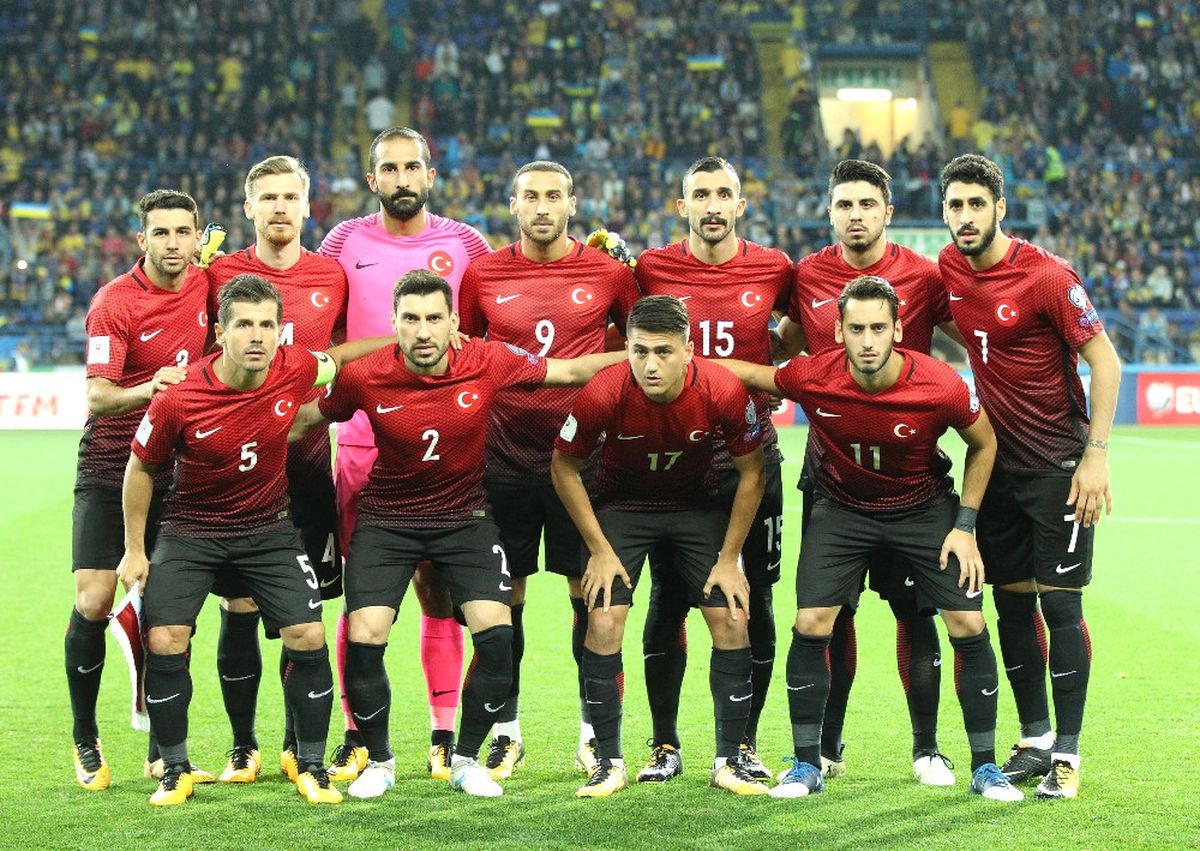 Türkiye\'nin İzlanda ve Finlandiya Maçı Hakemleri Belli Oldu