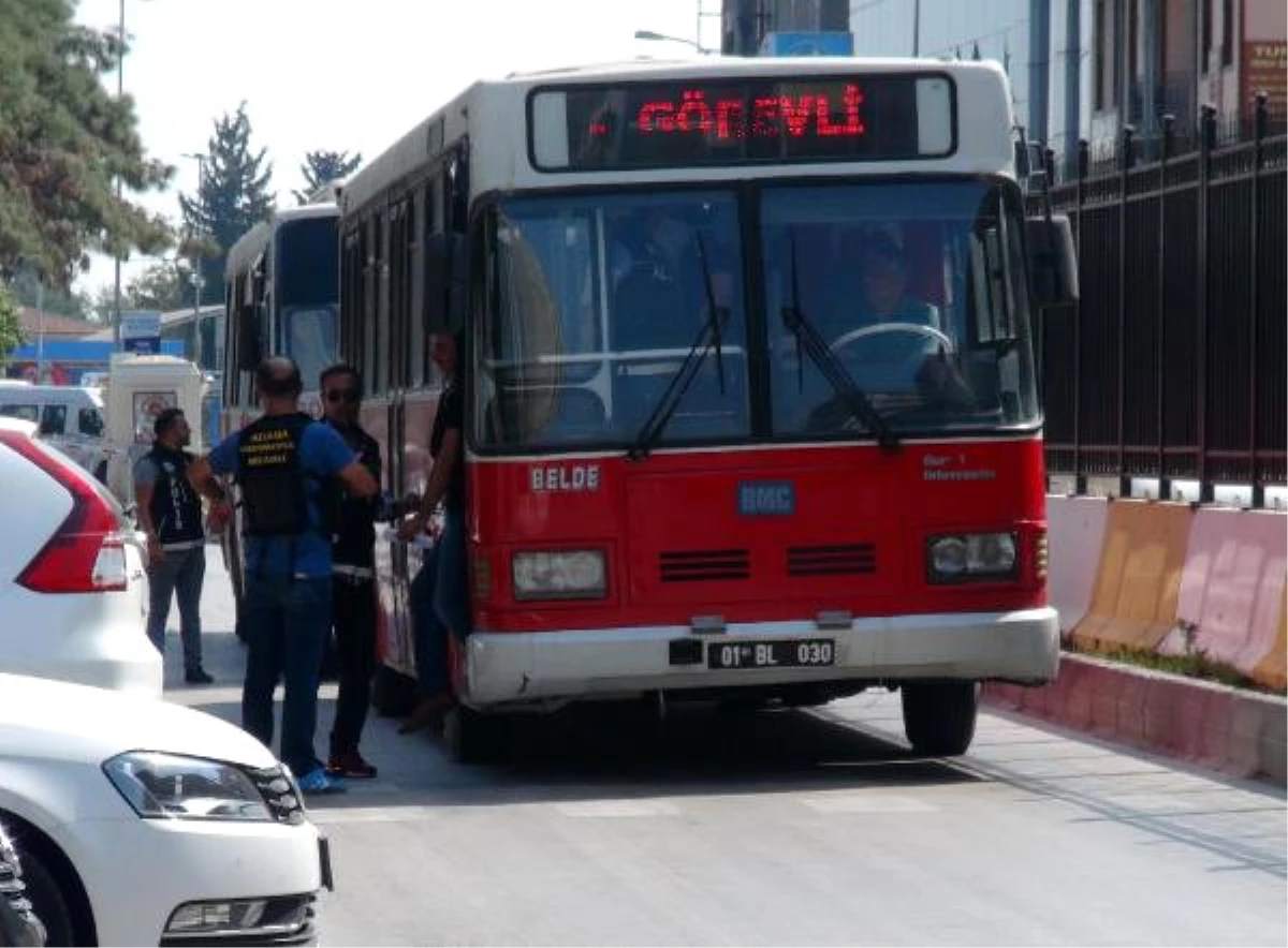 Uyuşturucu Tacirleri Belediye Otobüsüyle Adliyeye Götürüldü