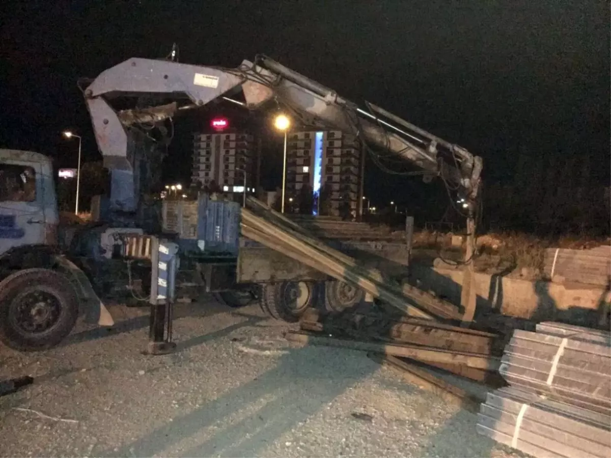 41 Ton Rayı Vinçle Çalmış