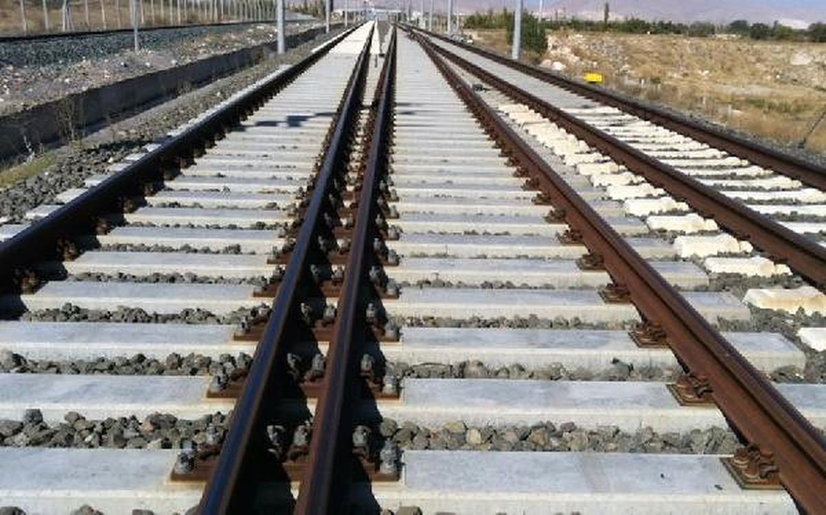 Amasya\'da Vinçle 41 Ton Ray Demiri Çalan Hurdacı Tutuklandı
