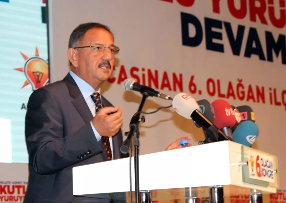 Bakan Özhaseki: "Külahıma Anlatsınlar CHP Belediyeciliğini"