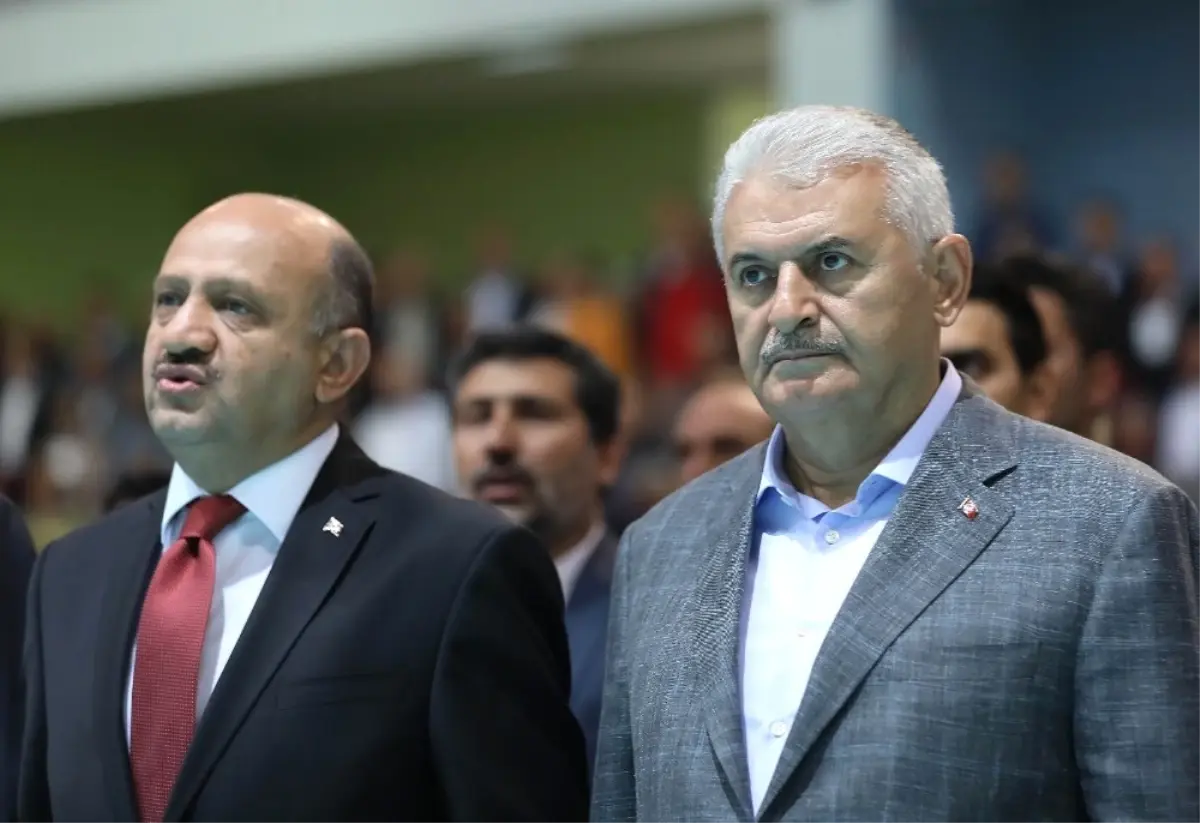 Başbakan Binali Yıldırım: "Kocaeli\'nde Gelecek Dönem, Metro Dönemidir"