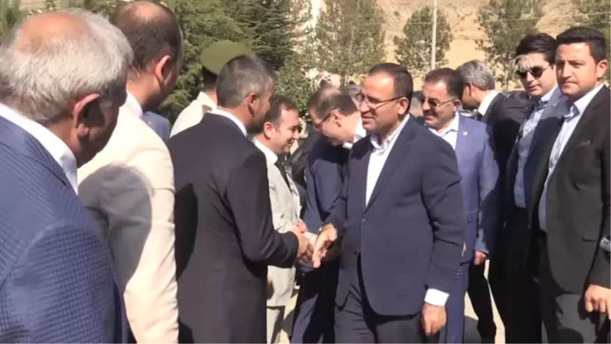 Başbakan Yardımcısı Bozdağ: "Dünyanın Neresinde Teröristlere Kimlik Soruyorlar"