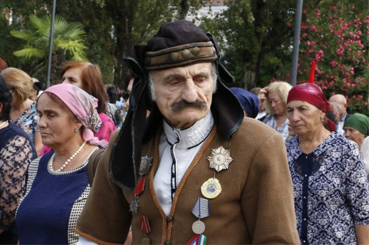 Abhazya, Zafer Bayramı\'nı Kutladı