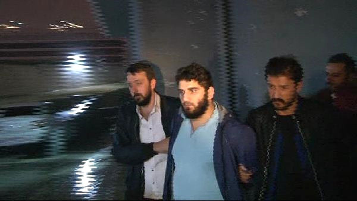 Ataşehir\'de Kadına Yumruk Atan Saldırgan Yakalandı