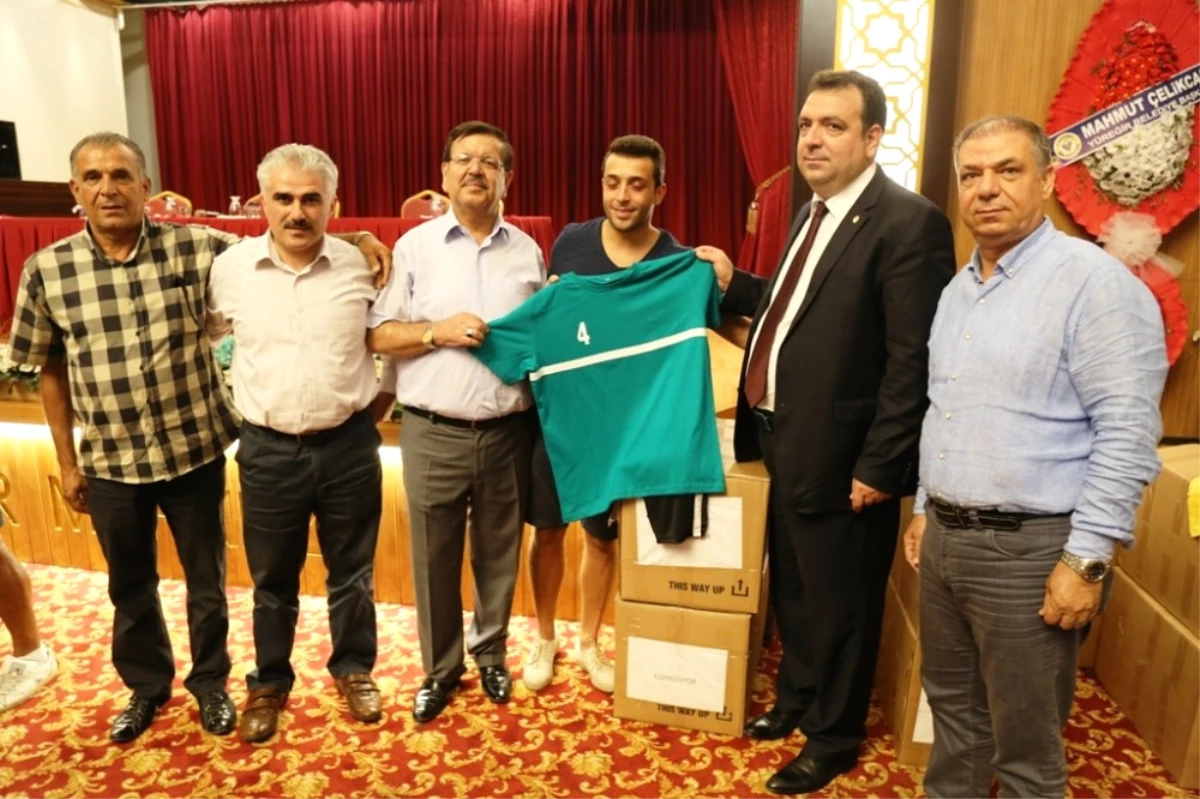 Başkan Çelikcan, Amatör Spor Kulüplerini Sevindirdi
