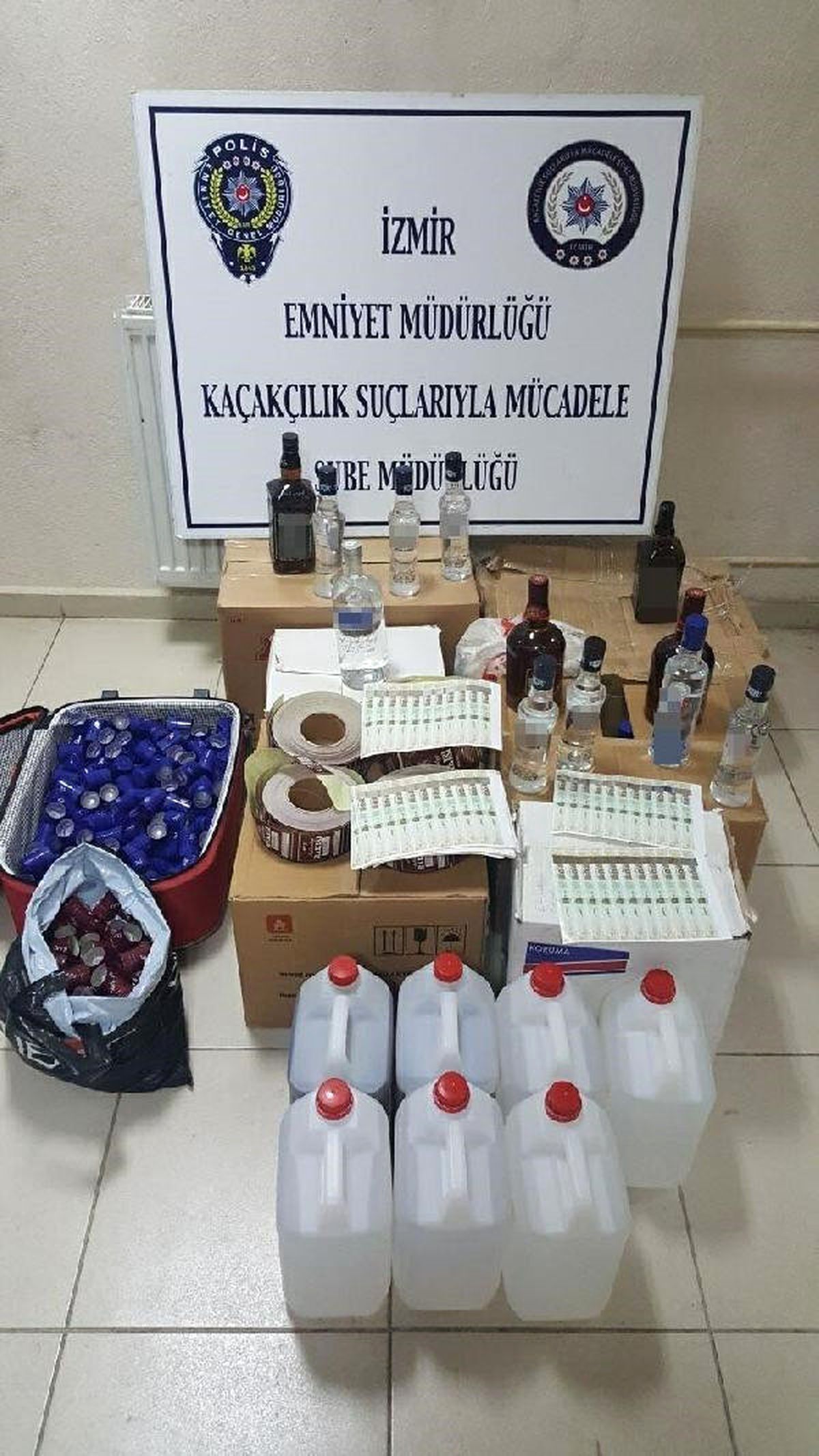 Bornova\'da Sahte İçki Operasyonu