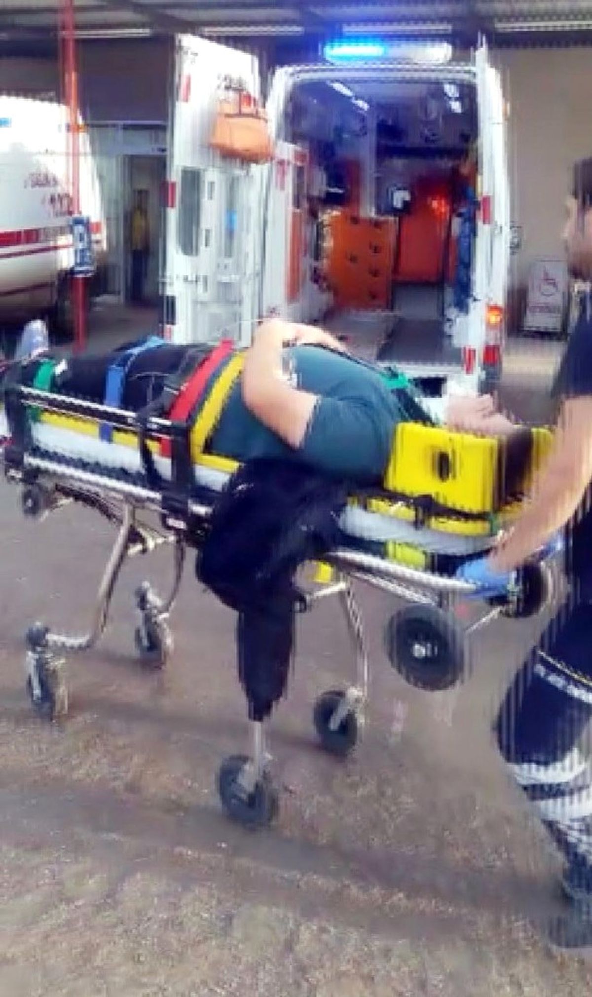 Çevik Kuvvet Polislerini Taşıyan Midibüs Kaza Yaptı: 3 Yaralı
