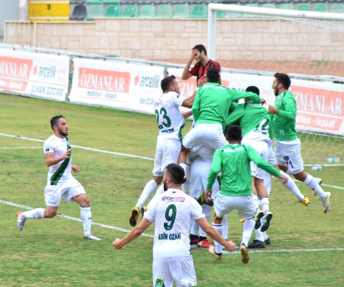 Denizlispor\'da Teknik Direktör Reha Erginer İlk Maçta Camiaya Umut Verdi
