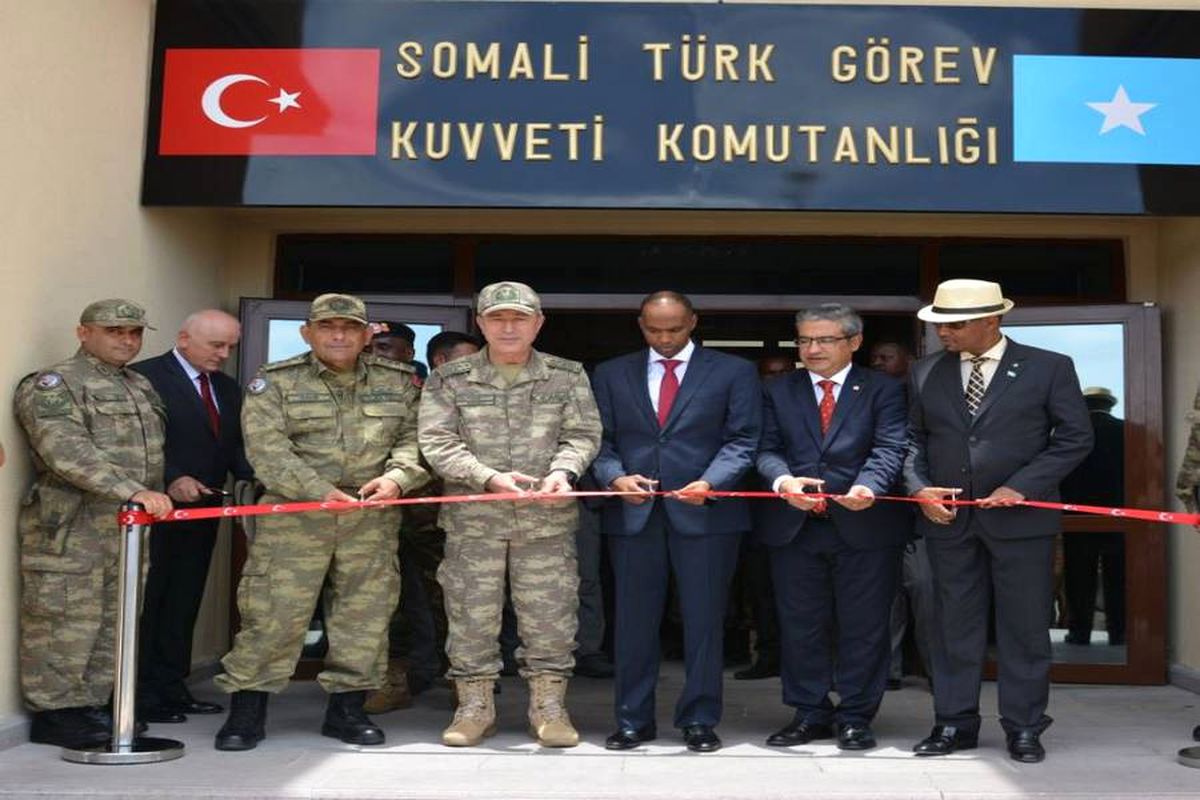 Genelkurmay Başkanı Akar\'ın Somali Ziyareti