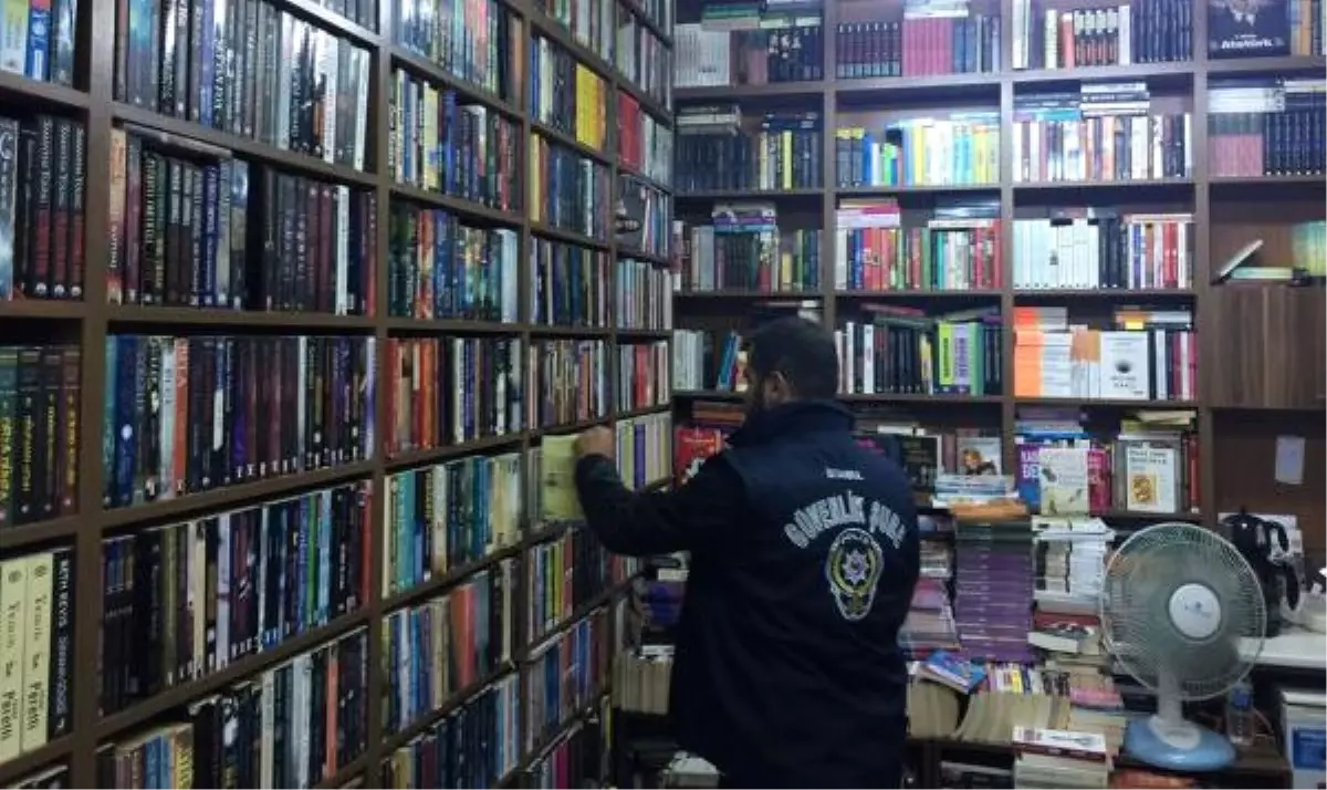 İstanbul\'da Korsan Kitap ve Korsan Film Operasyonu