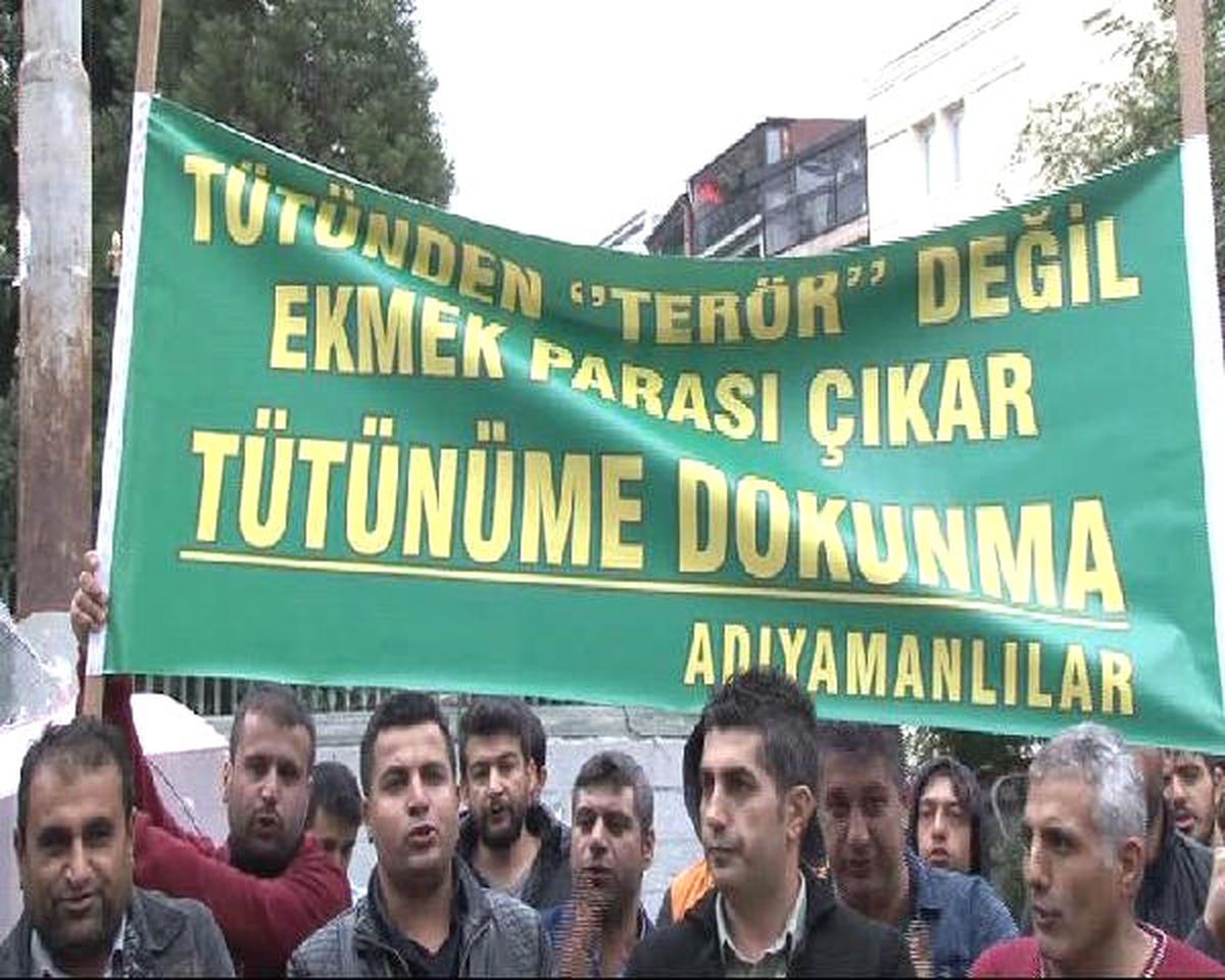 Taksim\'de Adıyamanlı Tütüncülerden Eylem