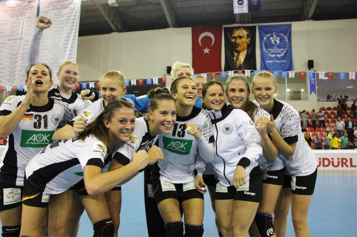 2018 Kadınlar Avrupa Hentbol Şampiyonası: Türkiye: 16 - Almanya: 30