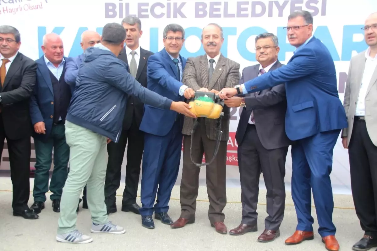 Bilecik\'in İlk Katlı Otoparkının Temelleri Atıldı