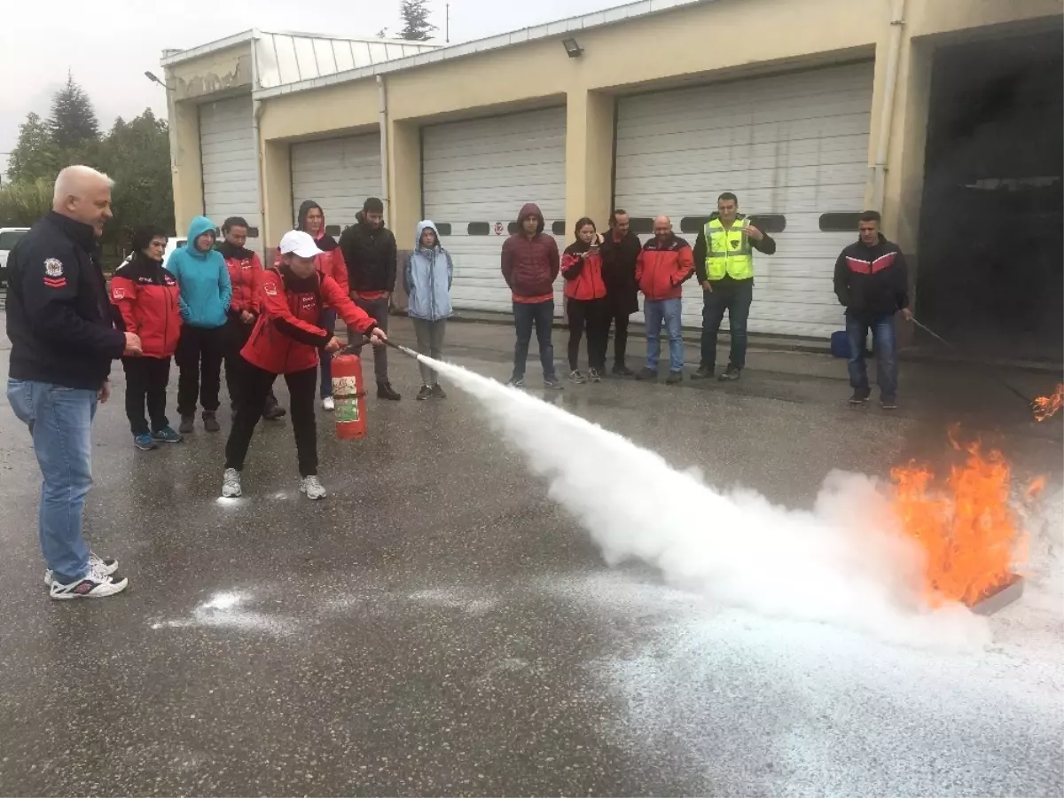 Dorlion Arama ve Kurtarma Derneği Üyeleri Yangın Eğitimi Aldı