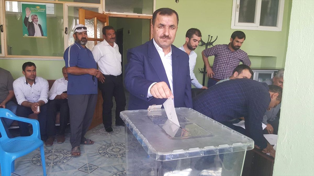 Hüda Par İdil İlçe Kongresi