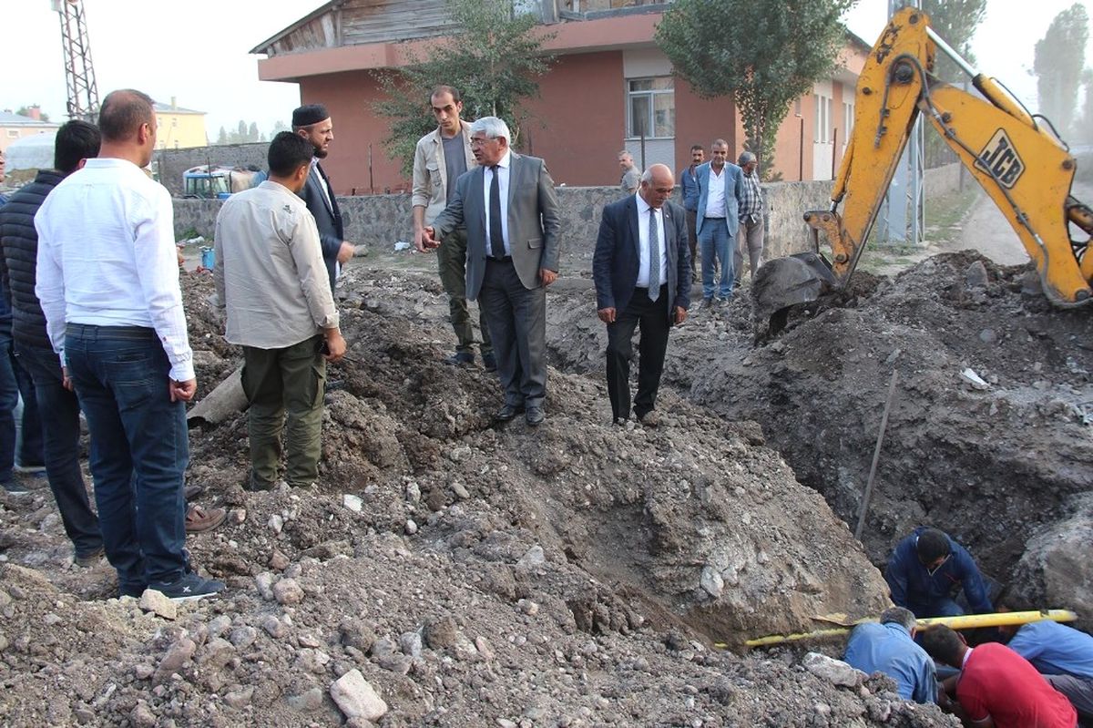 Kars Belediyesi\'nden İçme Suyu Şebekesi Yenileme Çalışması