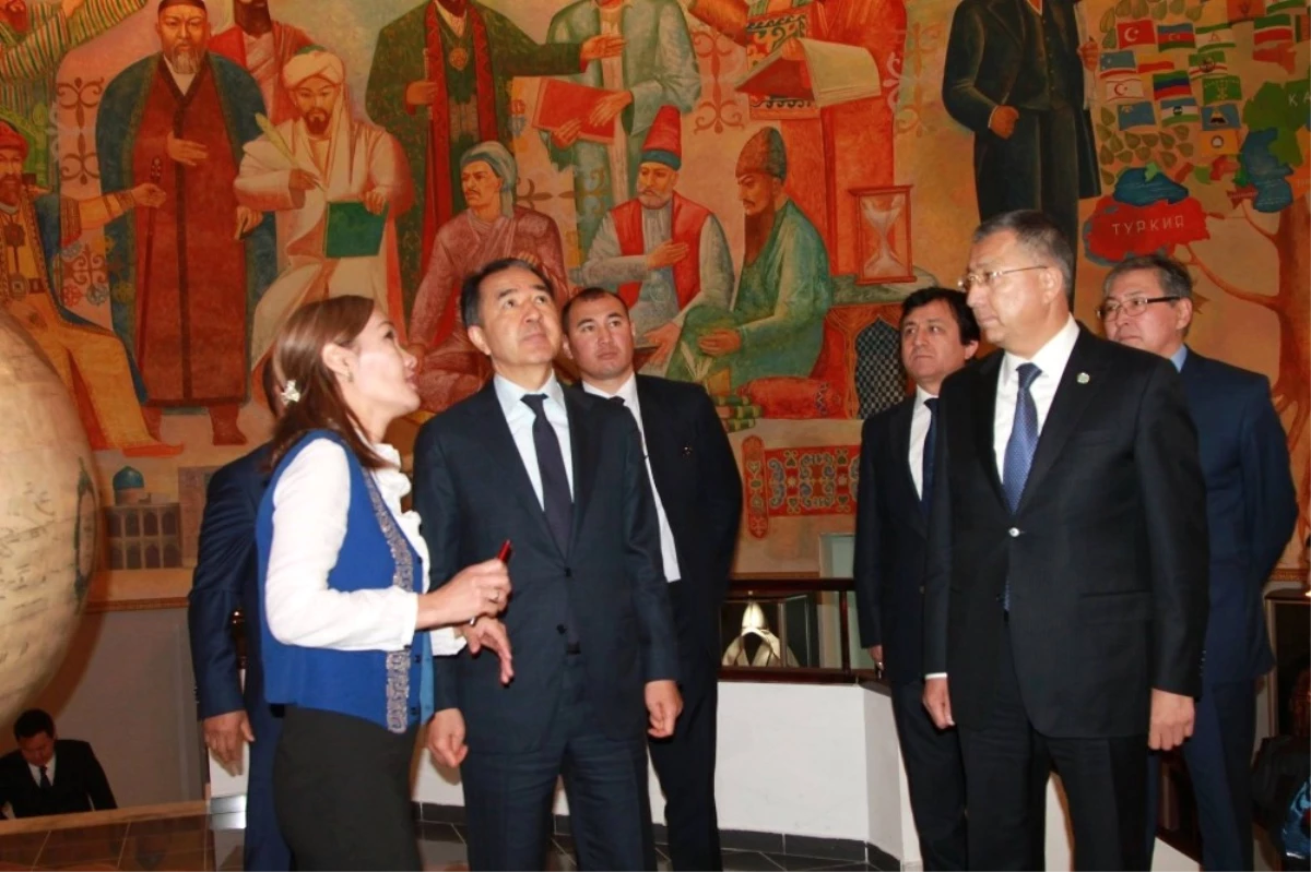 Kazakistan Başbakanı Ahmet Yesevi Üniversitesinde