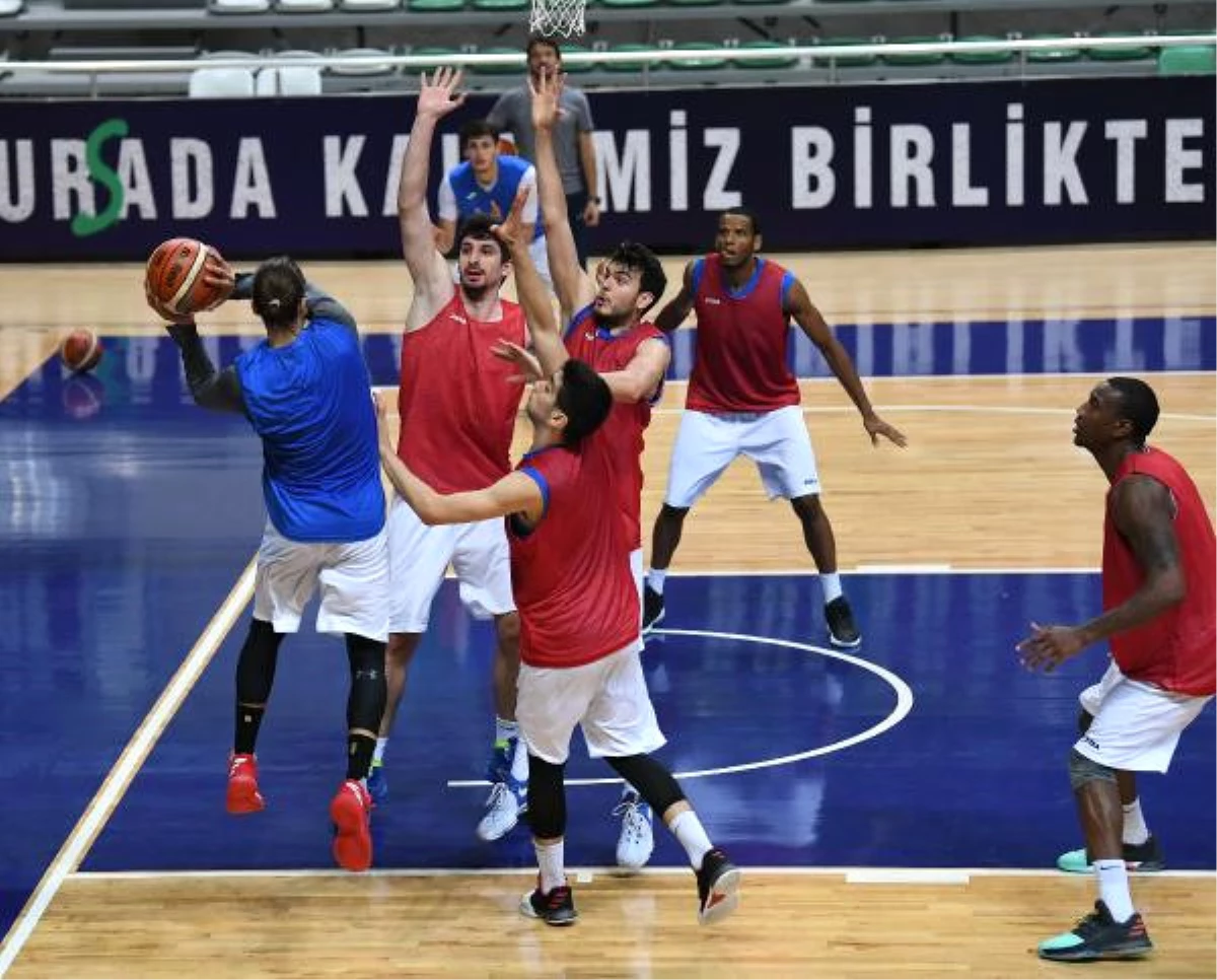 Tofaş\'ta Darüşşafaka Basketbol Maçı Hazırlıkları Başladı