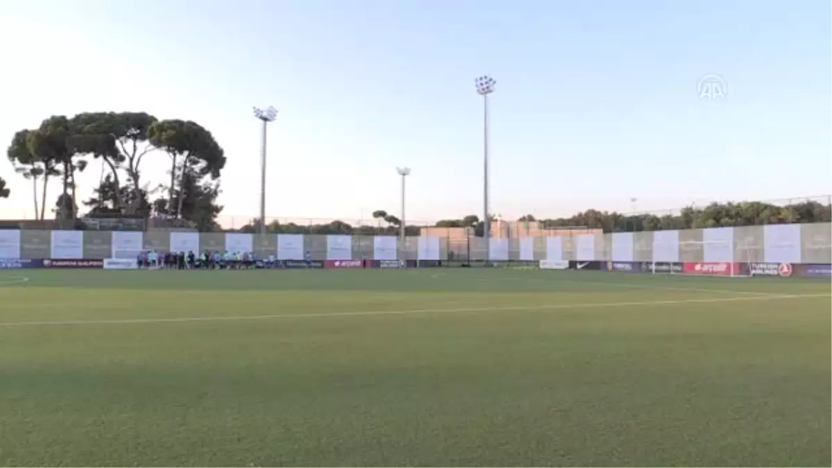 A Milli Futbol Takımı\'nda Hazırlıklar Sürüyor