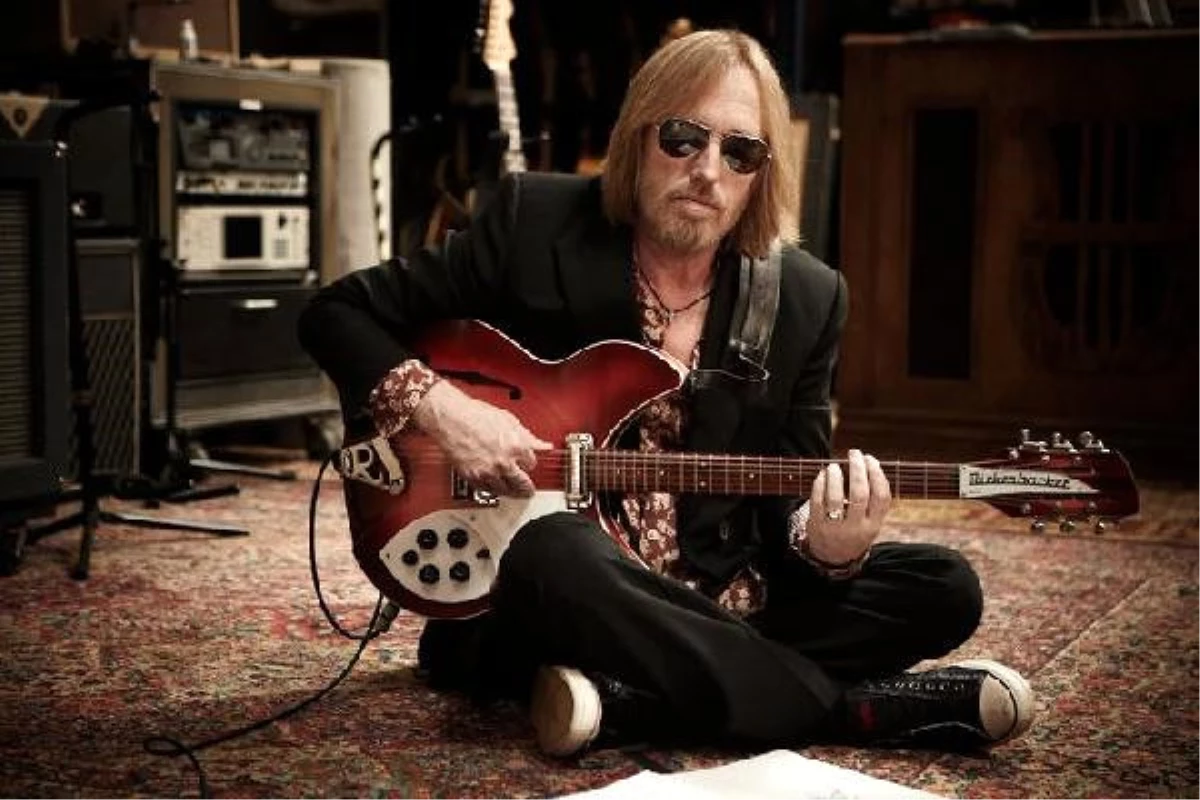 ABD\'li Rock Müzik Sanatçısı Tom Petty Hayatını Kaybetti