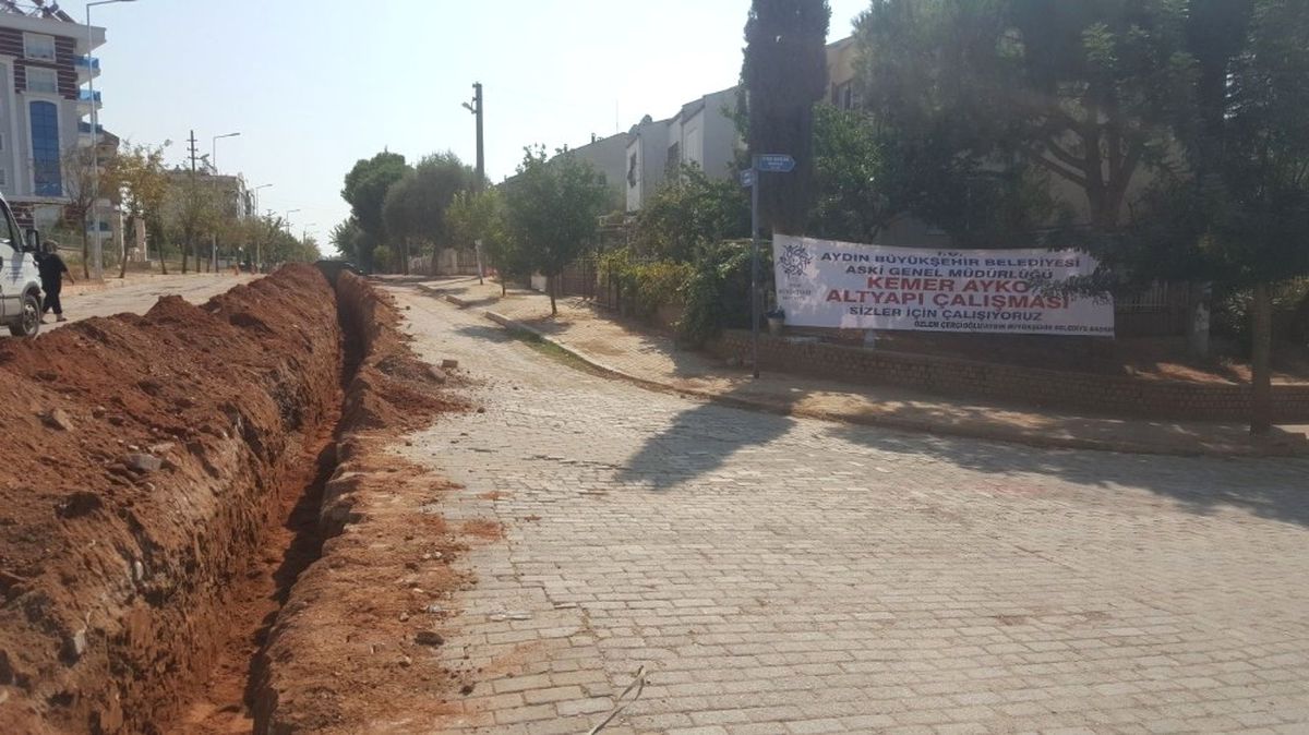 Aski, Efeler\'de Hız Kesmiyor