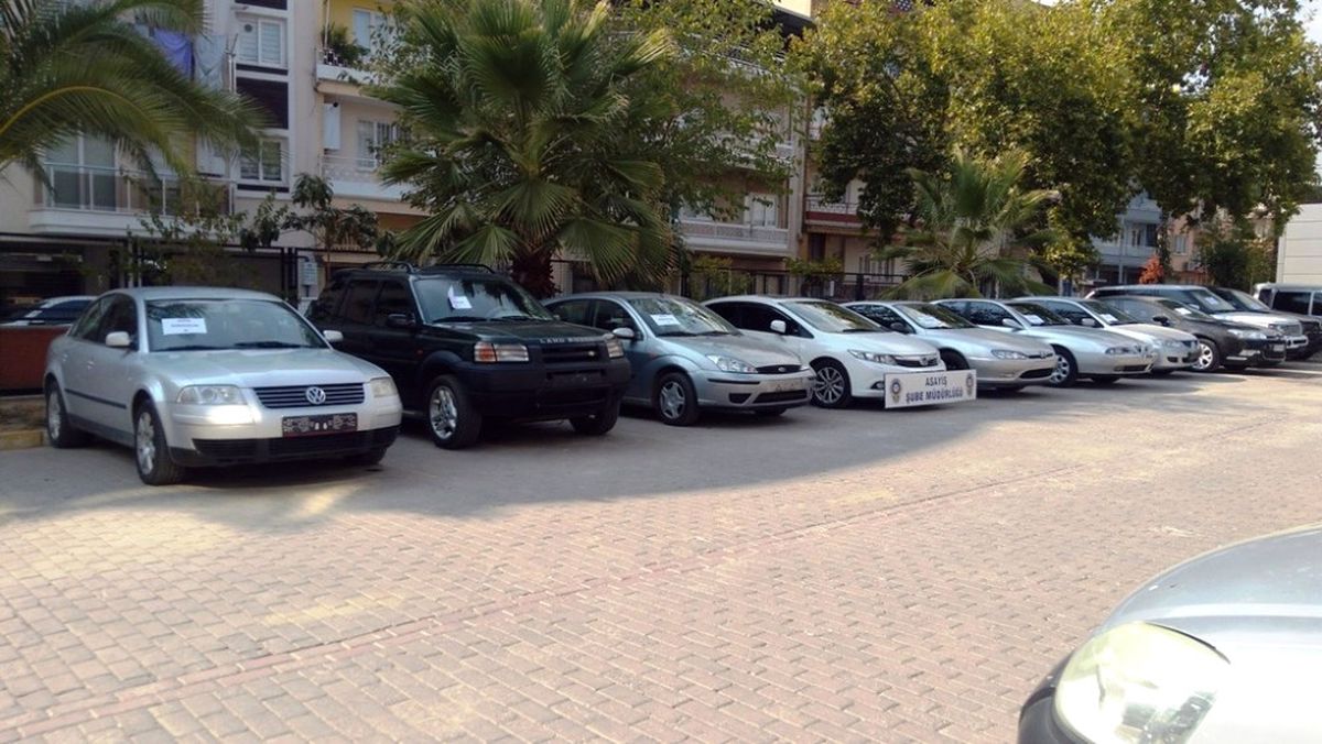 Aydın Merkezli 11 İlde Oto Change Şebekesine \'Kara Şimşek\' Operasyonu: 31 Gözaltı