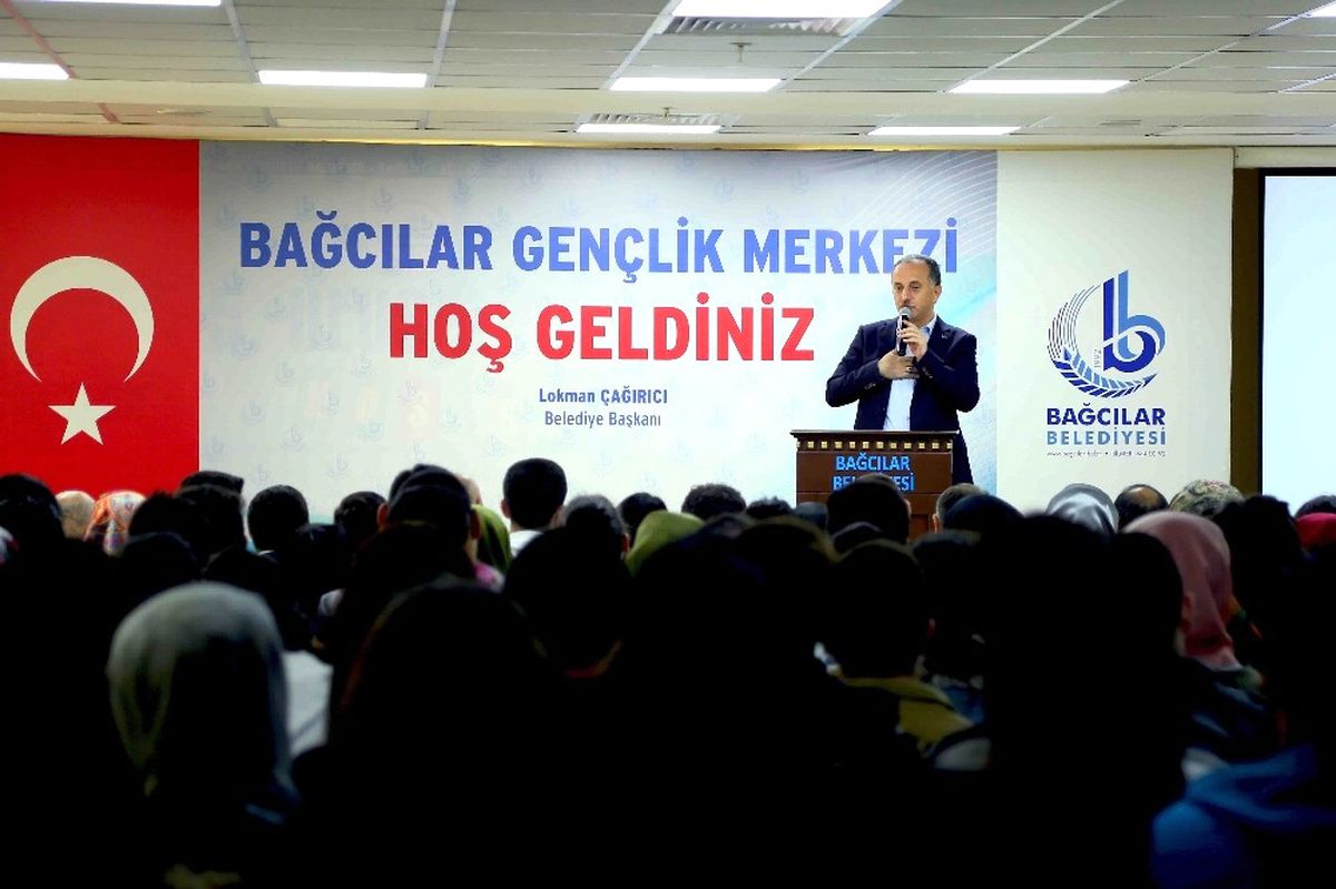 Bağcılar\'da Üniversite Adaylarına Ücretsiz Eğitim Başladı