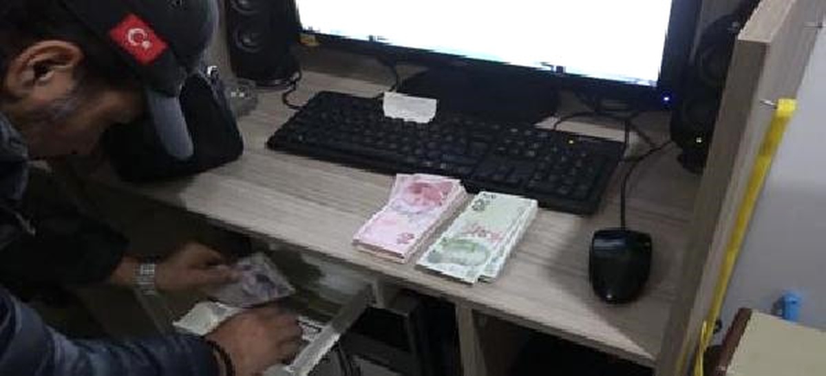 Bahis Oynatan İşyerlerine Baskın: 5 Gözaltı