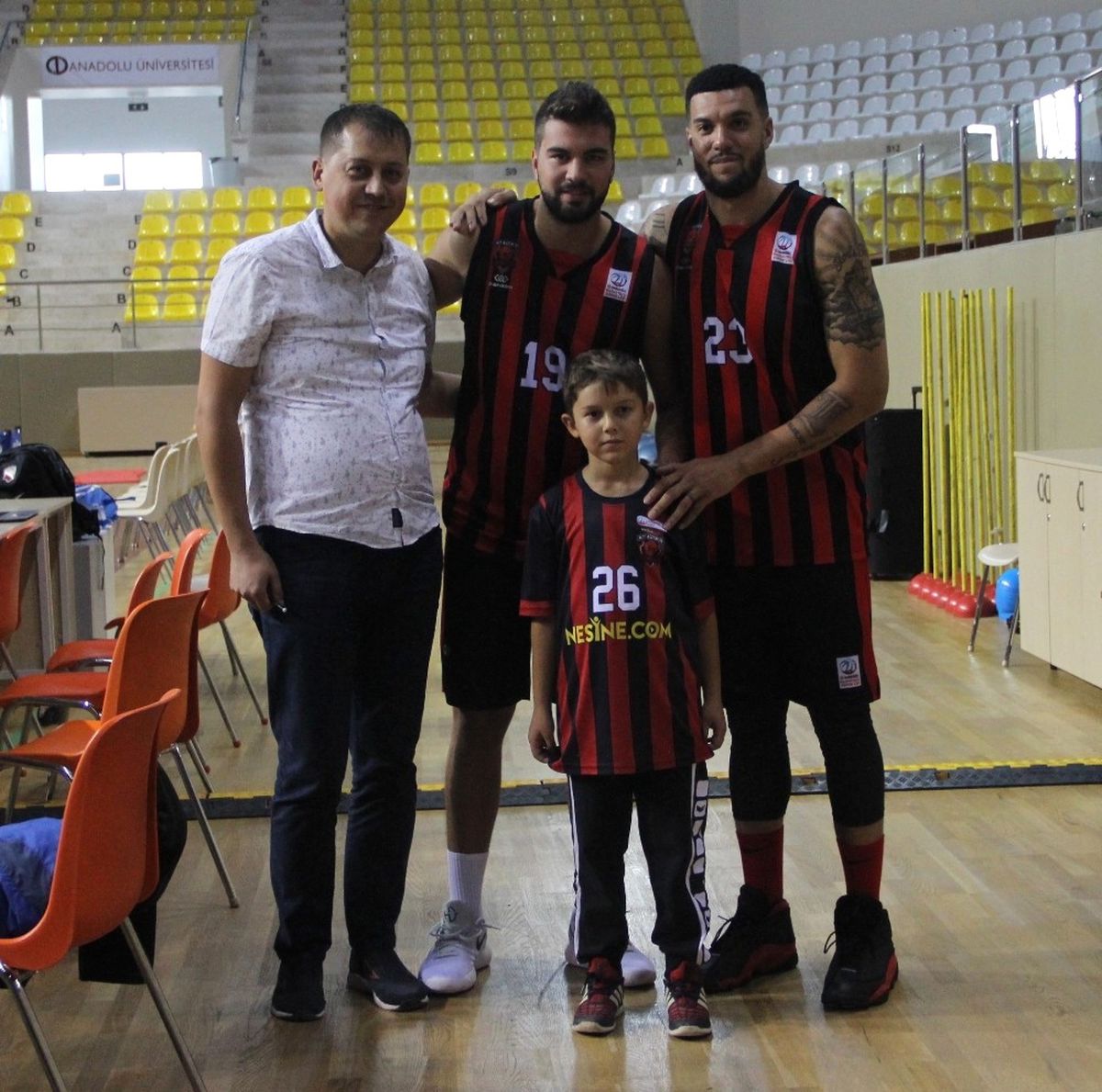 Buğrahan Tuncer\'den Eskişehirli Sporseverler Çağrı