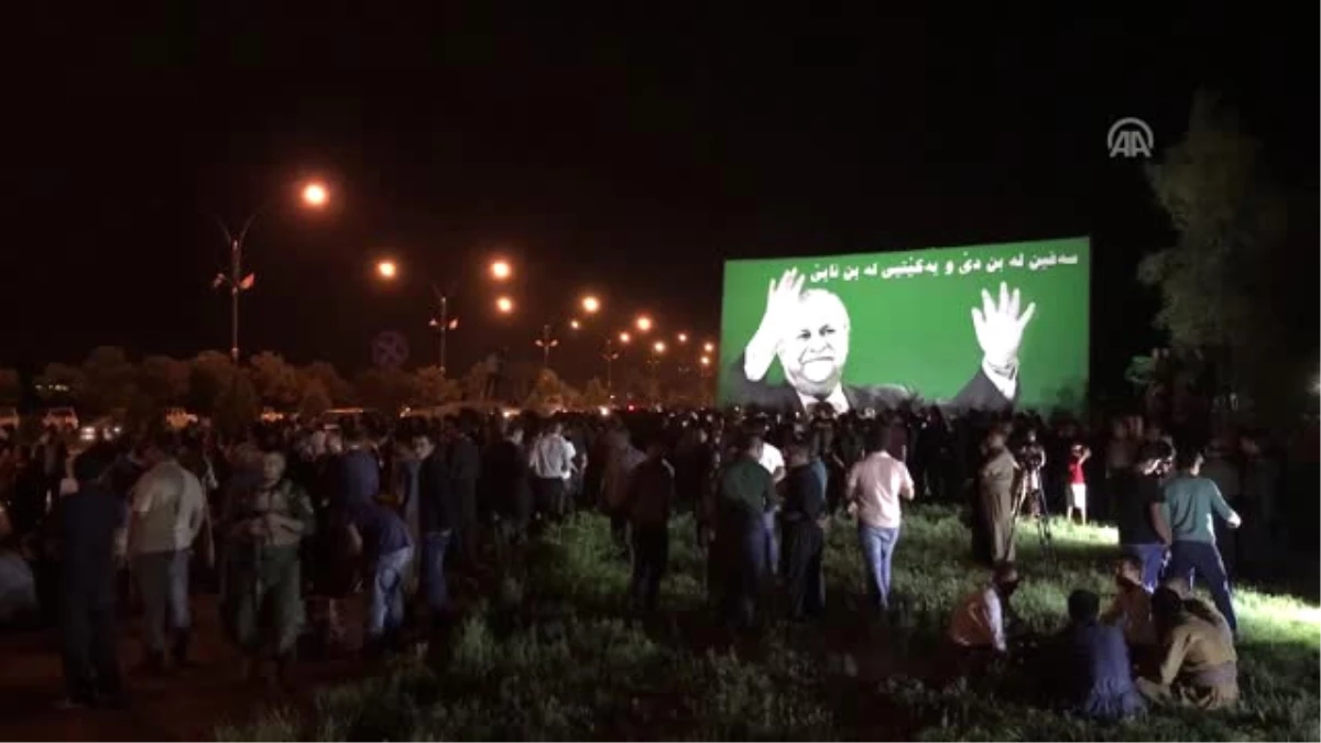 Eski Irak Cumhurbaşkanı Talabani\'nin Ölümü - Vatandaşlar Parti Merkezleri Önünde Toplandı