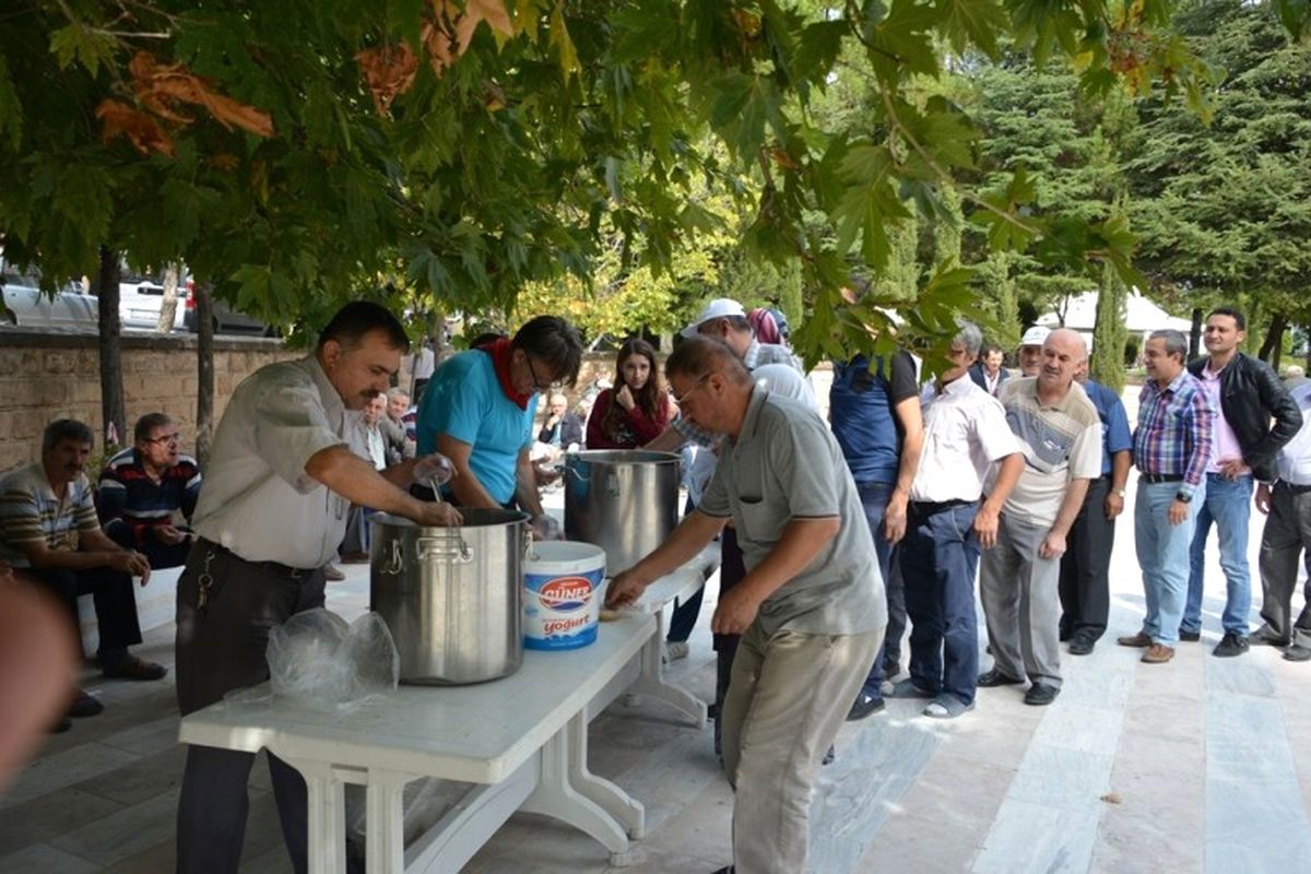 Gediz Belediyesinden Aşure Etkinliği