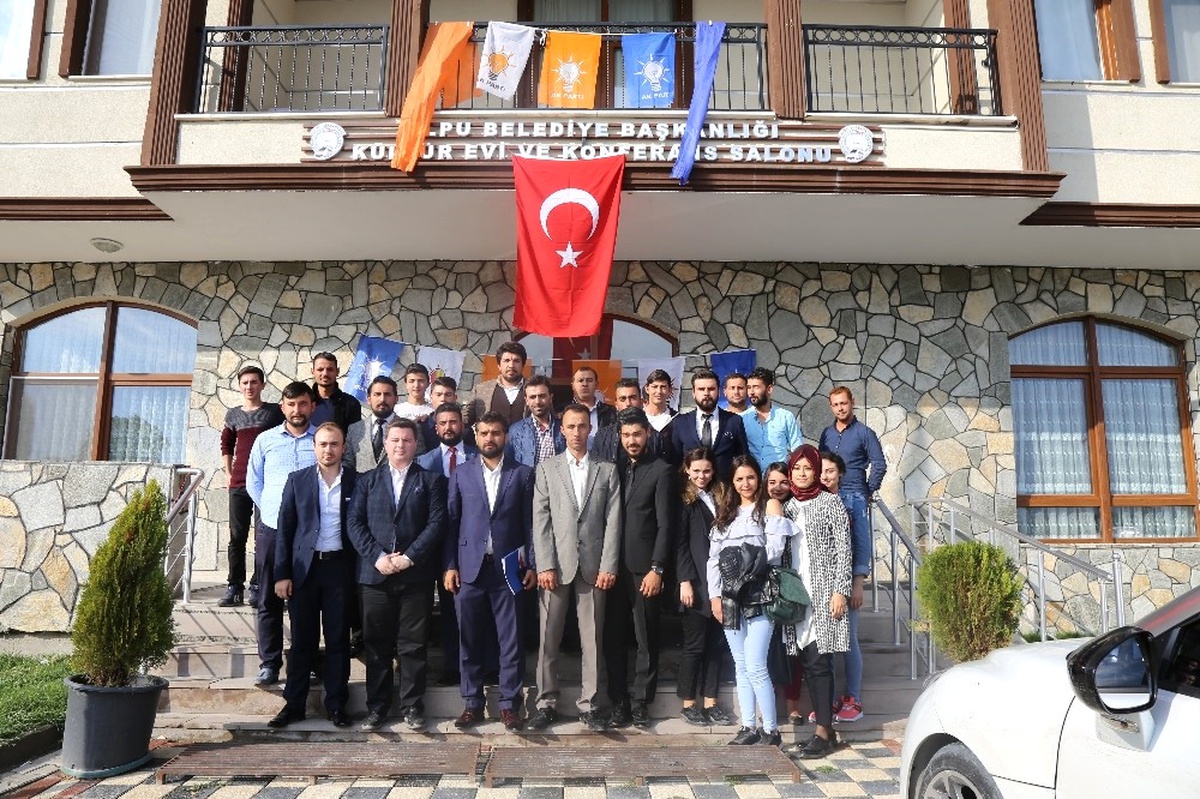 Gençlik Kolları, Alpu Kongresi\'ni Tamamladı