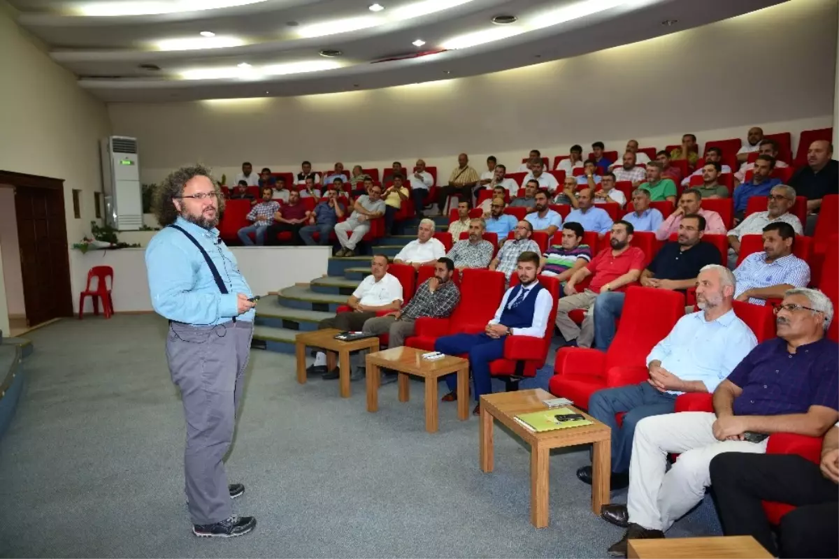 İmamlara Cami Şehir ve Medeniyet Konferansı Verildi