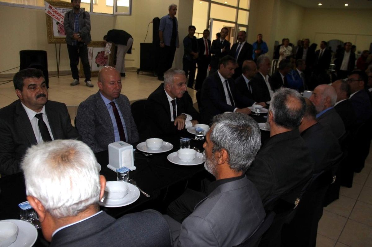 Kayseri Protokolü \'Matem Ayı Aşure Lokmasında\' Buluştu