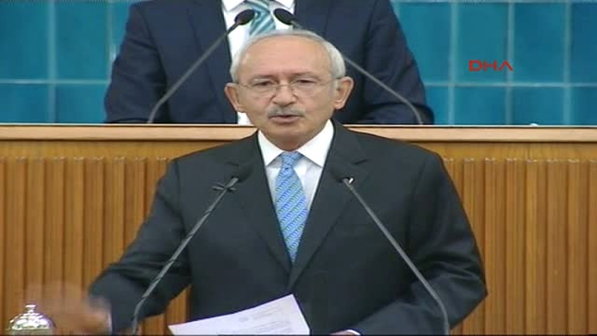 Kılıçdaroğlu İstifa Edenlerin Yakasında İki Tane Rozet Vardır Bir Tanesinde Yolsuzluk Bir Tanesinde...