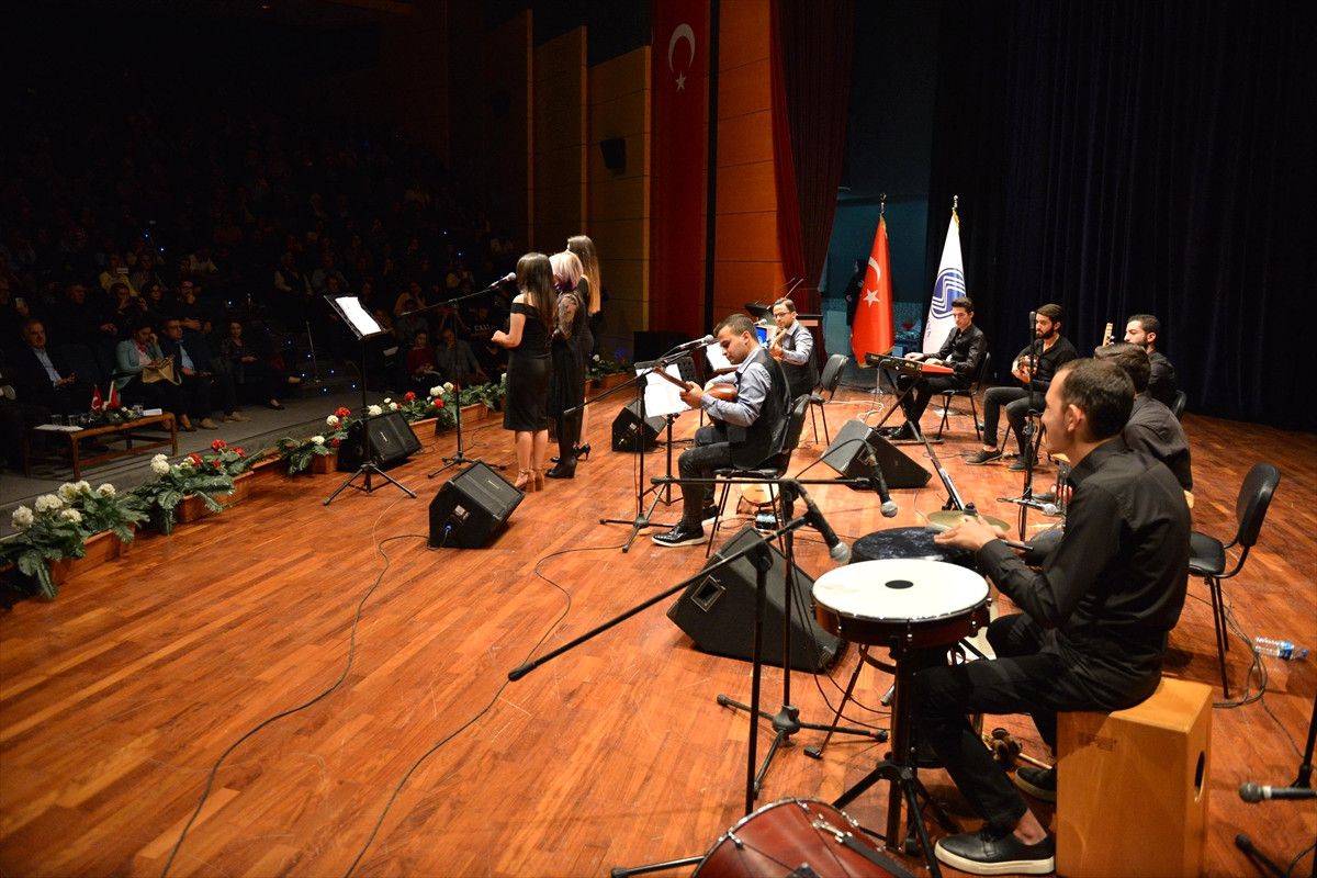 Neşet Ertaş, Saü\'de Anıldı