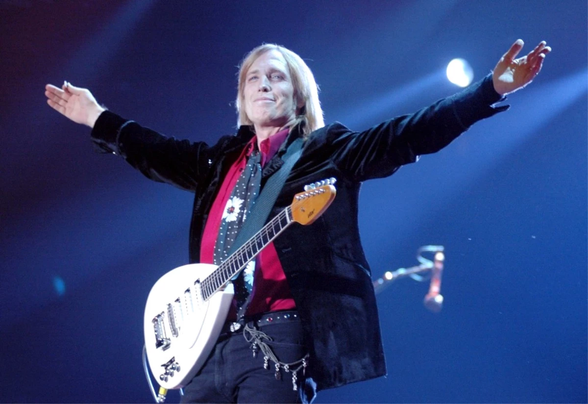 Rock Starı Tom Petty, Hayatını Kaybetti