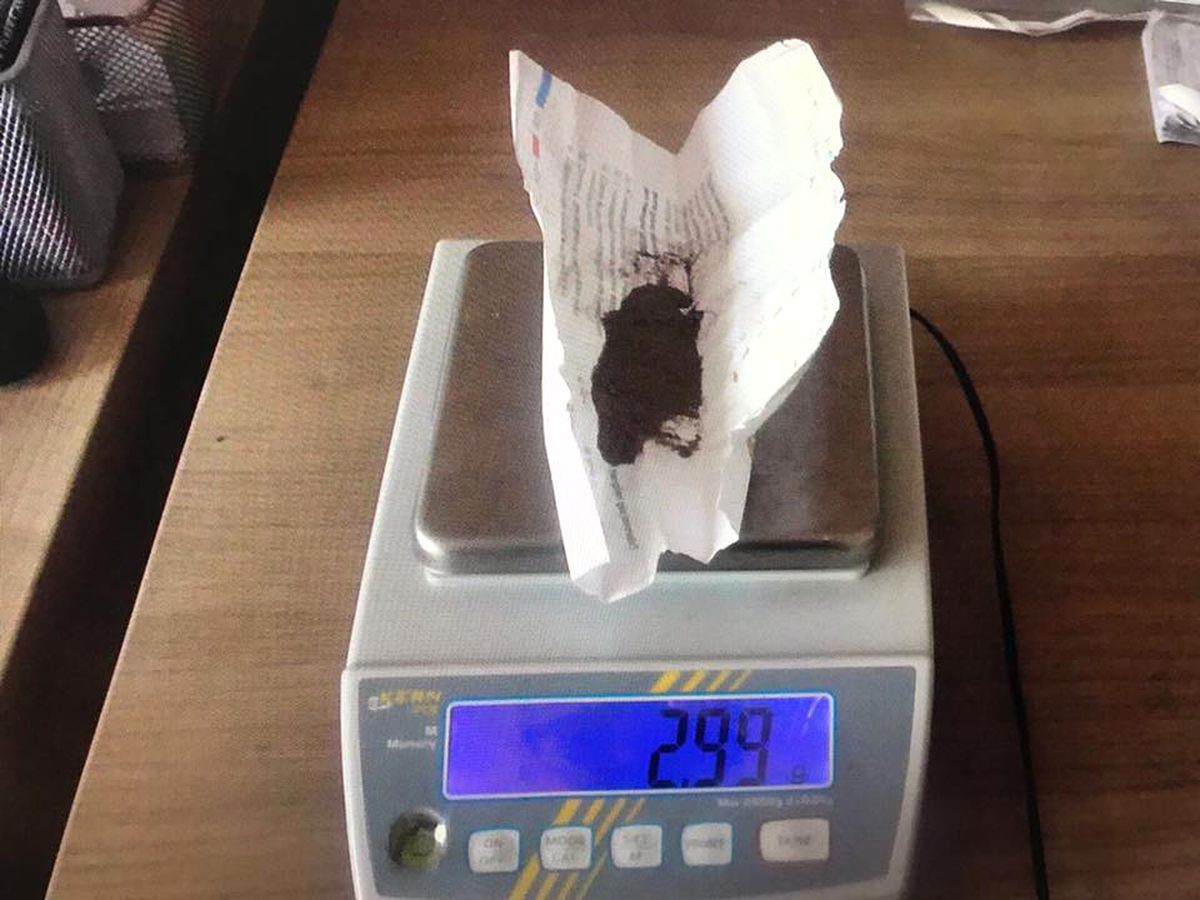 Tatvan\'da Uyuşturucu Operasyonları: 3 Gözaltı, 1 Tutuklama