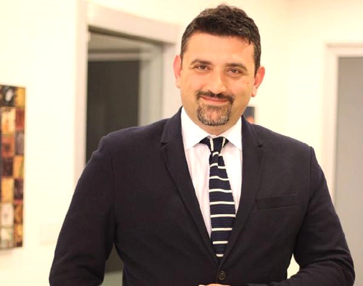 Tiroid Hastalarına Ağız İçinden İzsiz Ameliyat Yapılabiliyor