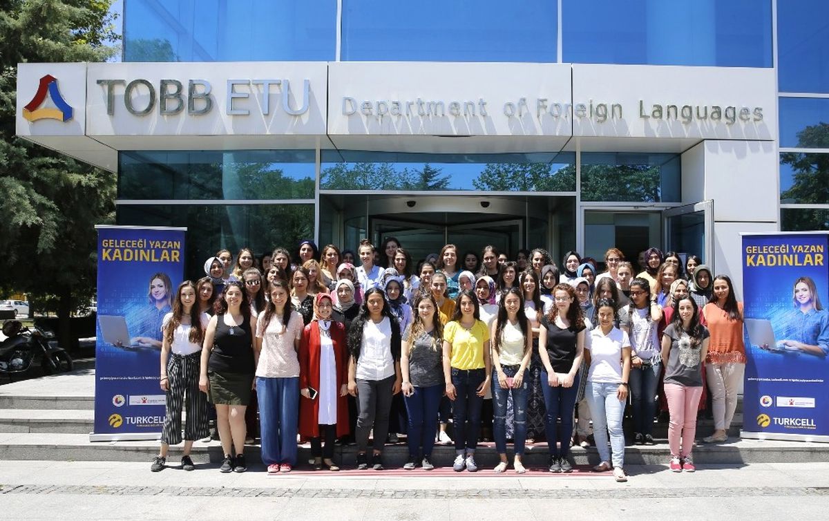 TOBB ve Turkcell Desteğiyle Kod Yazmayı Öğrendiler, Şimdi Projeleriyle Yarışıyorlar