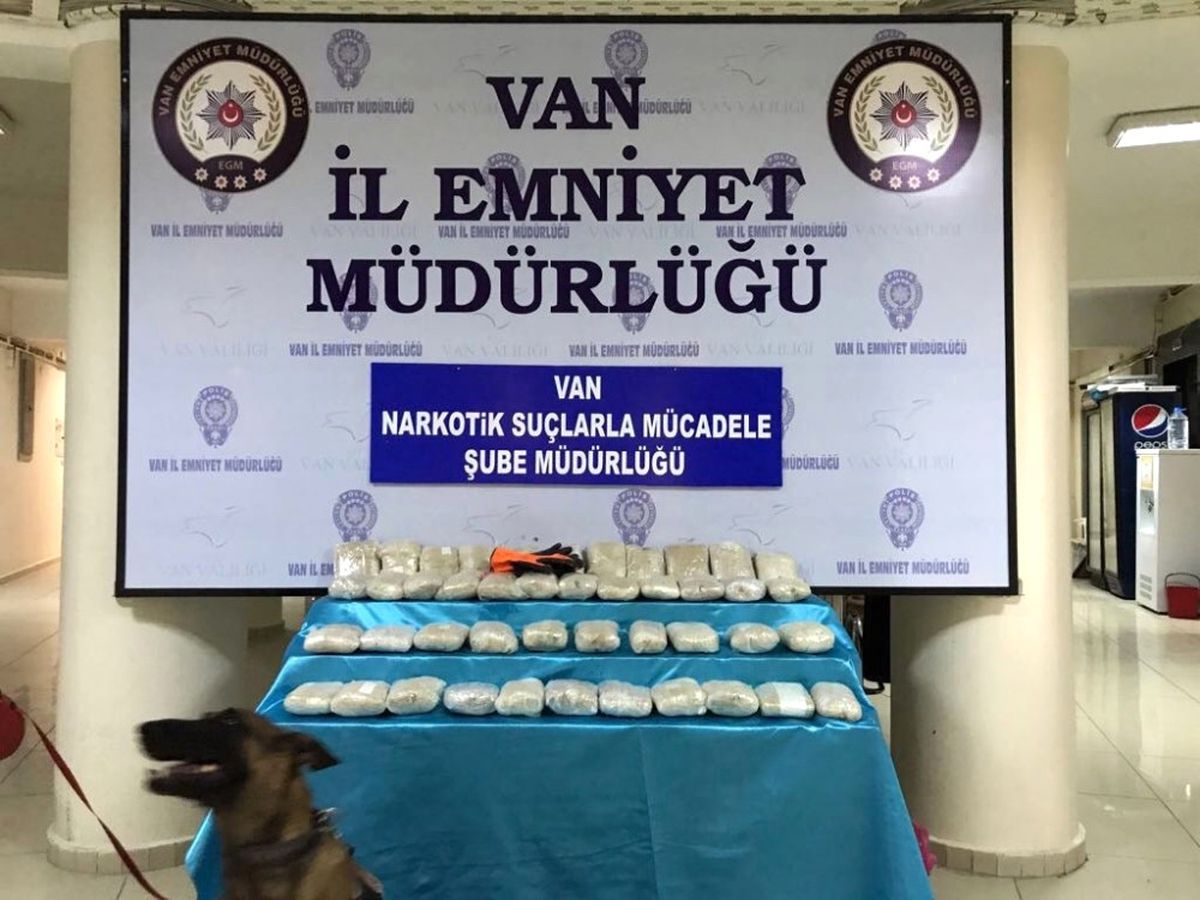 Van\'da 22 Kilo 342 Gram Eroin Ele Geçirildi
