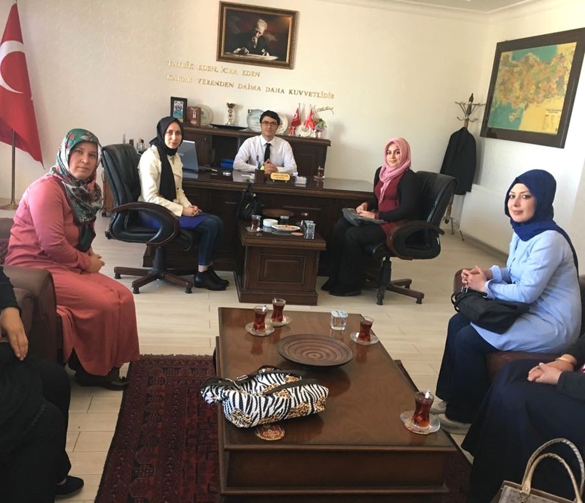 AK Parti Günyüzü Kadın Kollarından Kaymakam Göçer\'e Ziyaret