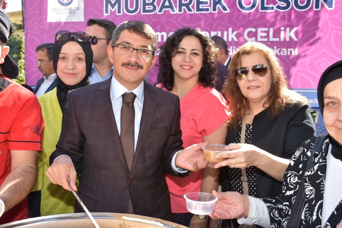 Başkan Çelik: "Aşure Kardeşliğimizin Simgesidir"