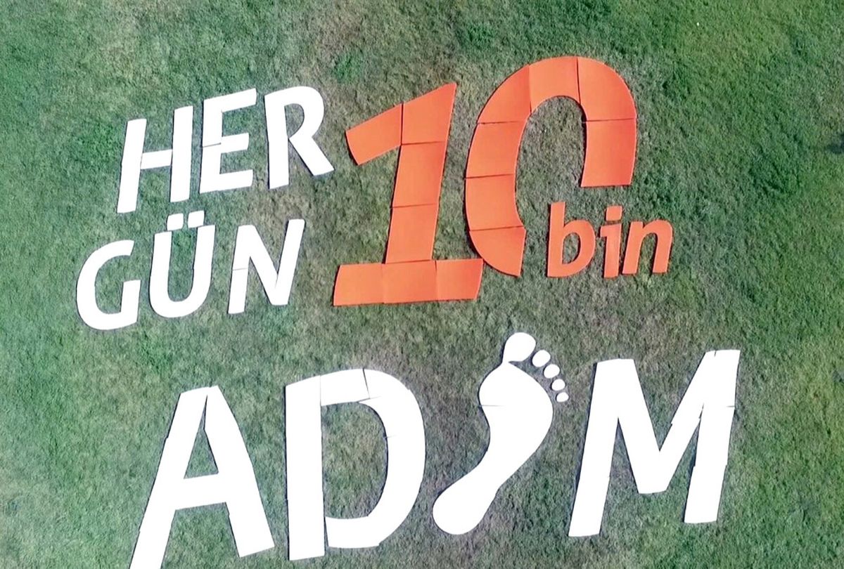 Bin Öğrenci "Her Gün 10 Bin Adım" Logosu Oluşturdu