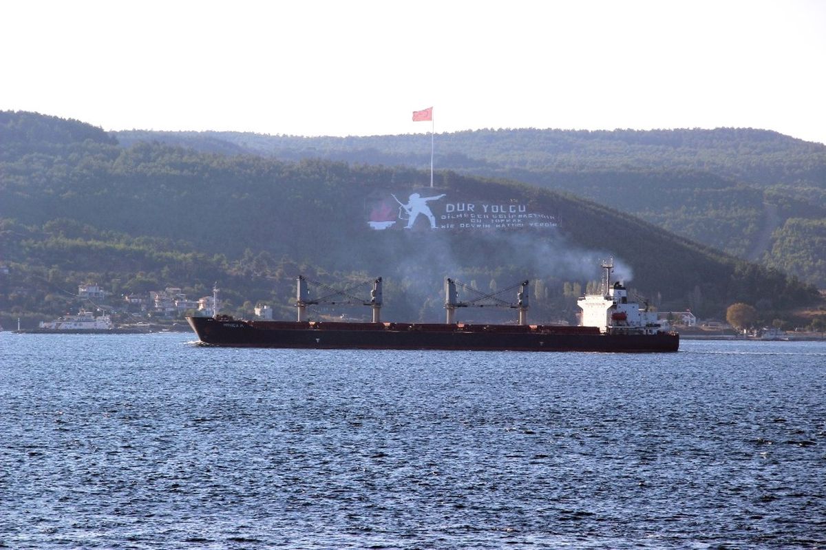 Çanakkale Boğazı\'ndan Bir Yılda 44 Bin Gemi Geçti
