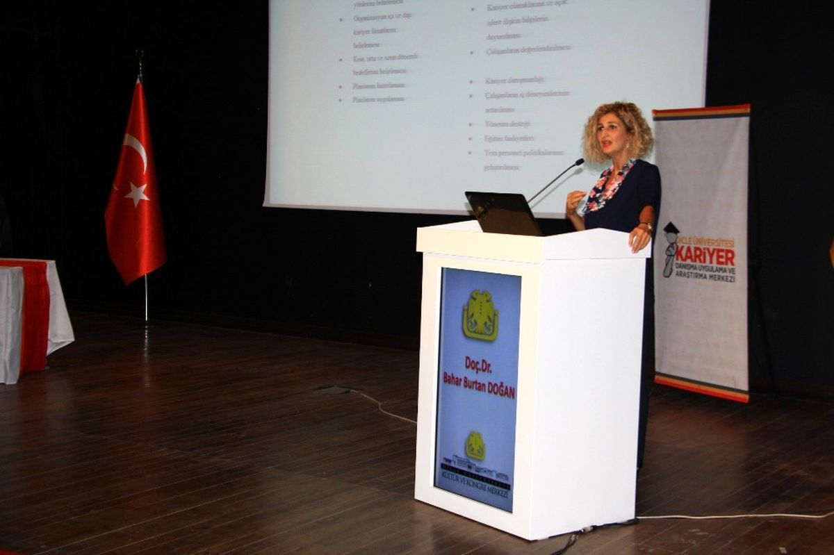 Dü\'de Kariyerimin Kontrolü Bende Semineri